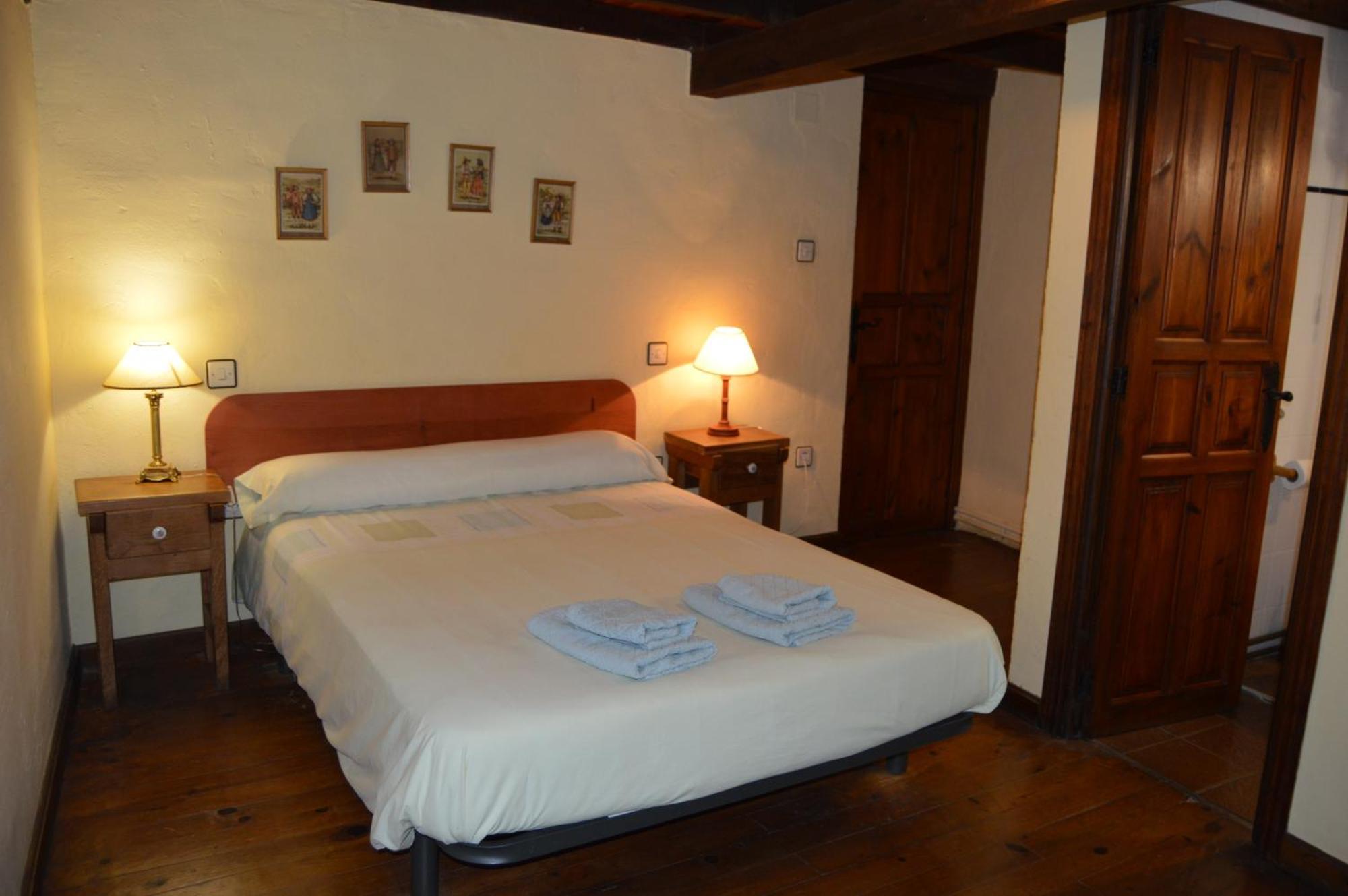 Casa Simon Guest House Cervera De Pisuerga Exterior foto