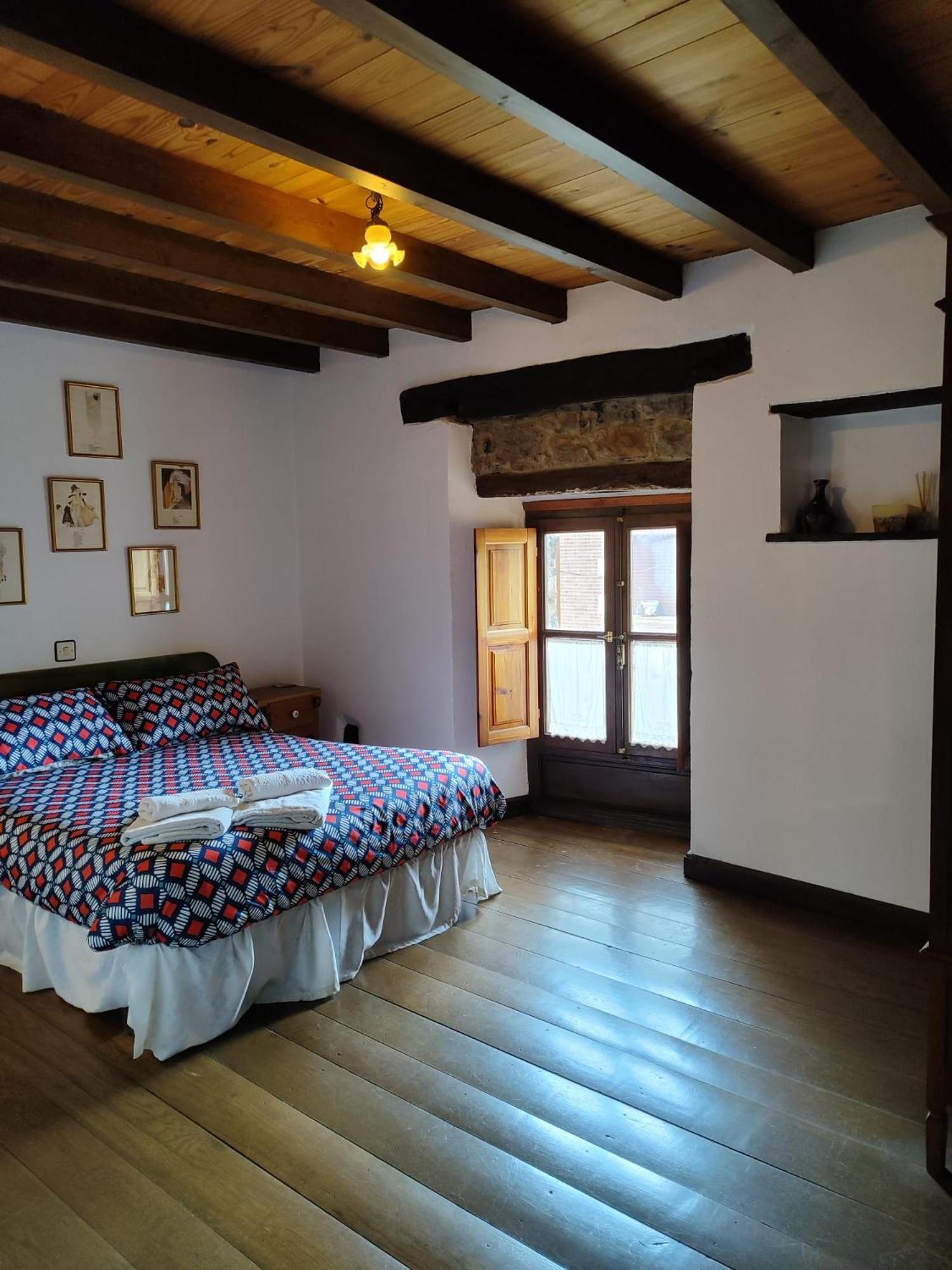 Casa Simon Guest House Cervera De Pisuerga Exterior foto